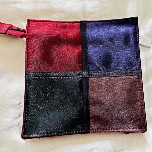 MAKEUP BAG, YVES SAINT LAURENT, FULL TOP ZIPPER, LINED, FOUR METALLIC SQUARES - Picture 1 of 4